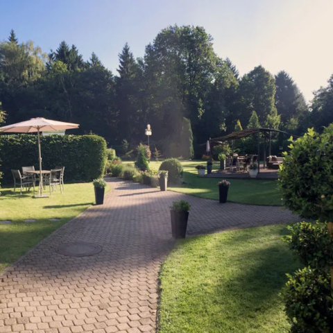 aussenbereichgarten2_waldhusen